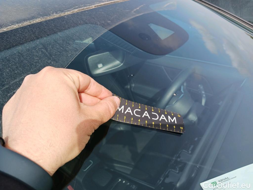  Mercedes  GLA MERCEDES-BENZ  / 2020 / 5P / todoterreno  250 e #4