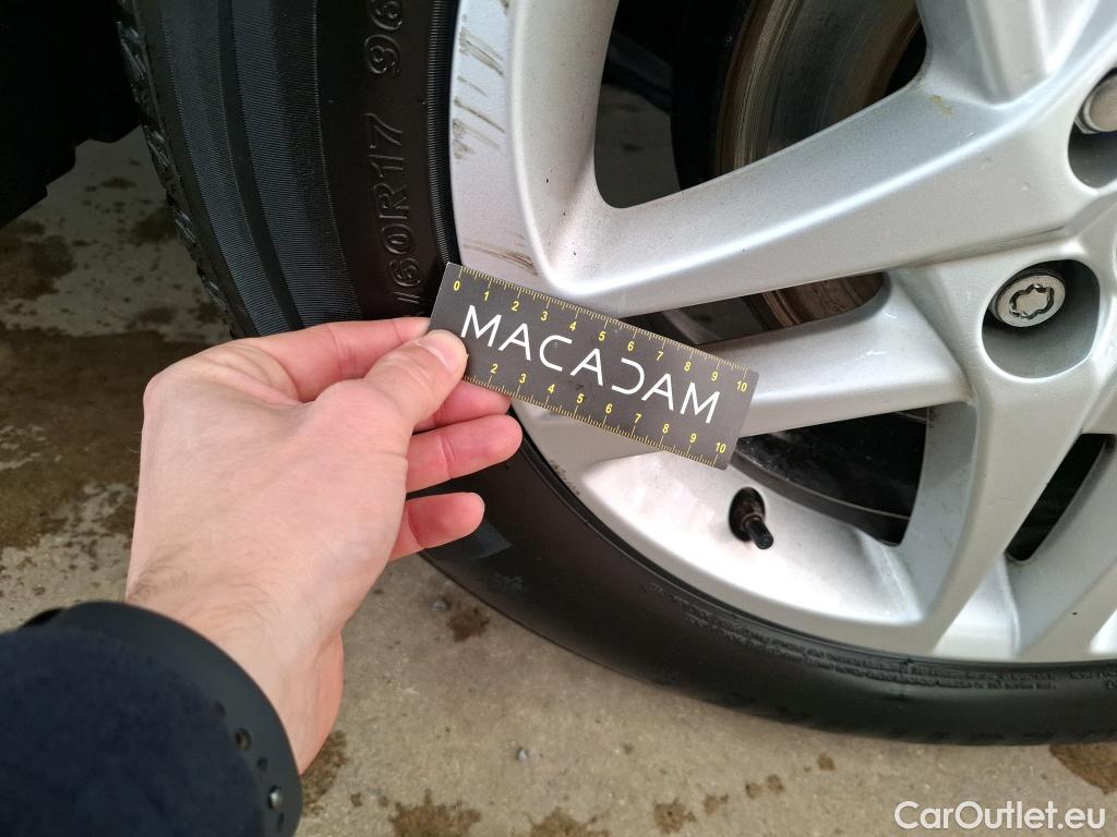  Toyota  C-HR TOYOTA  / 2016 / 5P / SUV 2.0 Hybride 184 Dynamic Business Beyond #22