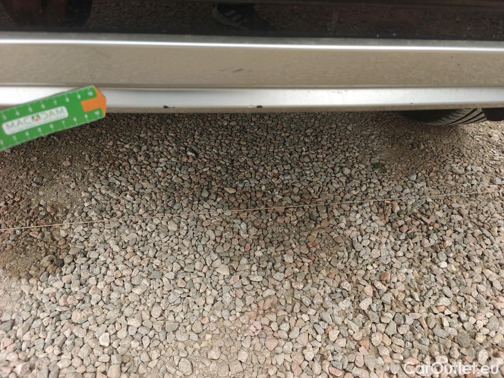  Honda  HR-V HONDA  / 2021 / 5P / todoterreno 1.5 i-MMD Advance 4x2 #19