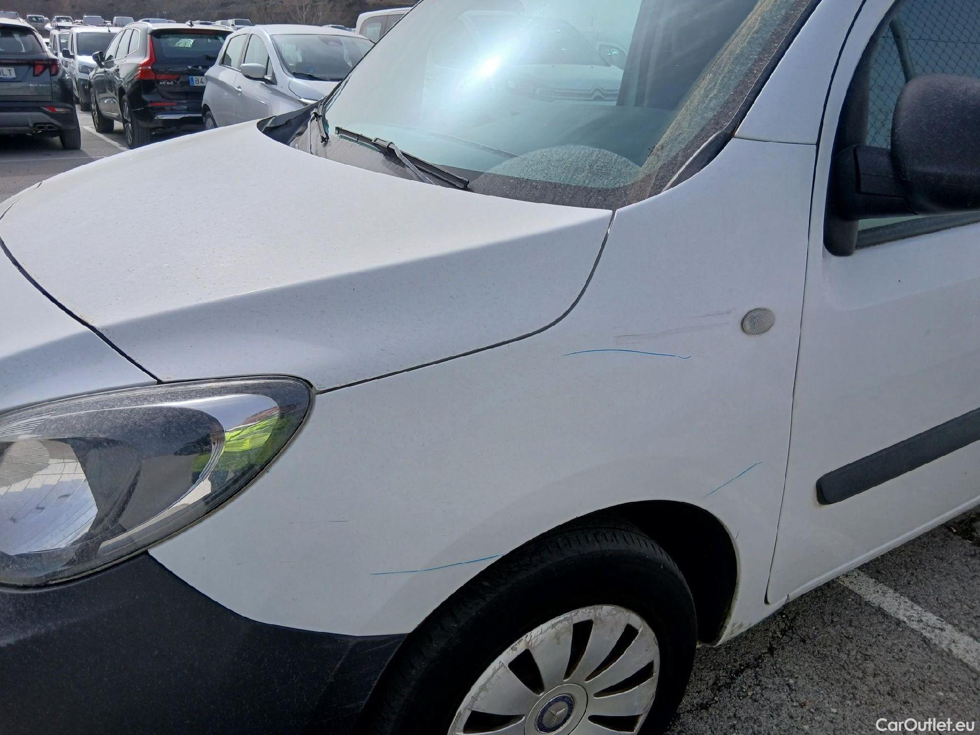  Mercedes  Citan MERCEDES-BENZ  / 2012 / 4P / furgón derivado de turismo 109 CDI Furgón Largo #6