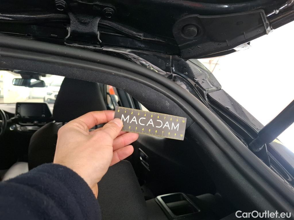  Toyota  C-HR TOYOTA  / 2016 / 5P / SUV 2.0 Hybride 184 Dynamic Business Beyond #52