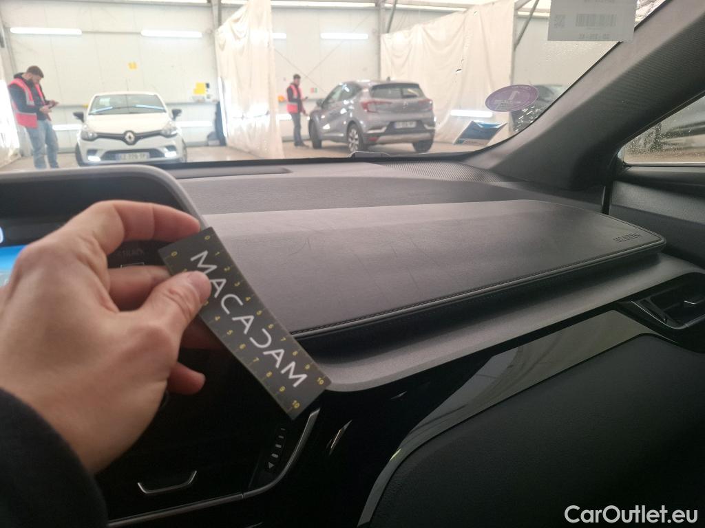  Toyota  C-HR TOYOTA  / 2016 / 5P / SUV 2.0 Hybride 184 Dynamic Business Beyond #1