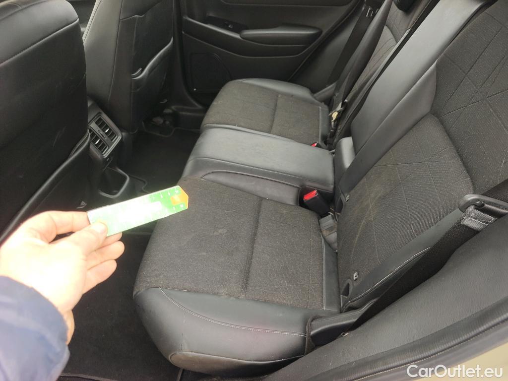  Honda  HR-V HONDA  / 2021 / 5P / todoterreno 1.5 i-MMD Advance 4x2 #16