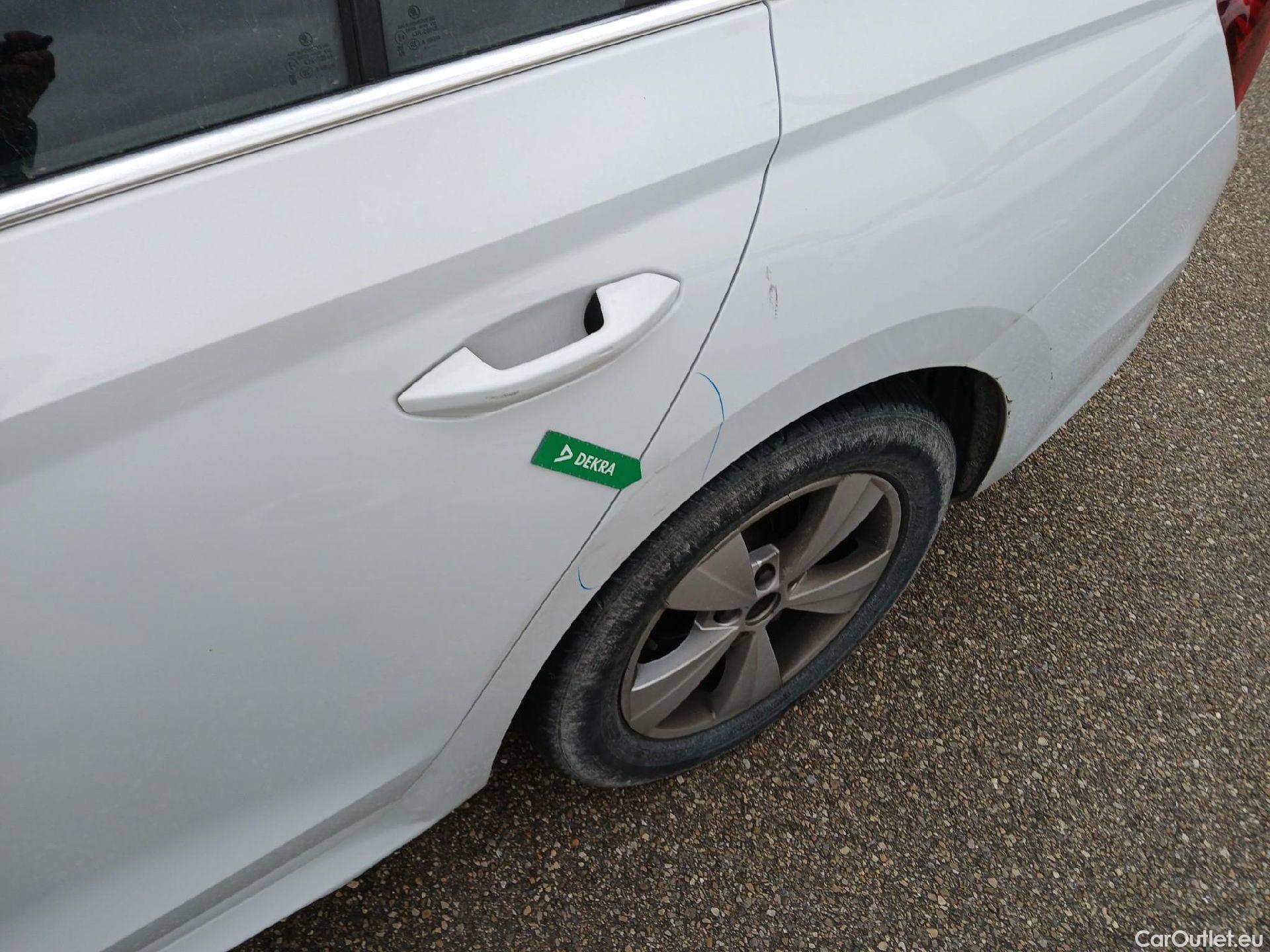  Skoda  Octavia SKODA  / 2020 / 5P / familiar Combi 2.0 TDI 110kW(150CV) DSG Ambition #11