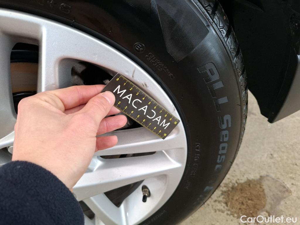  Toyota  C-HR TOYOTA  / 2016 / 5P / SUV 2.0 Hybride 184 Dynamic Business Beyond #67