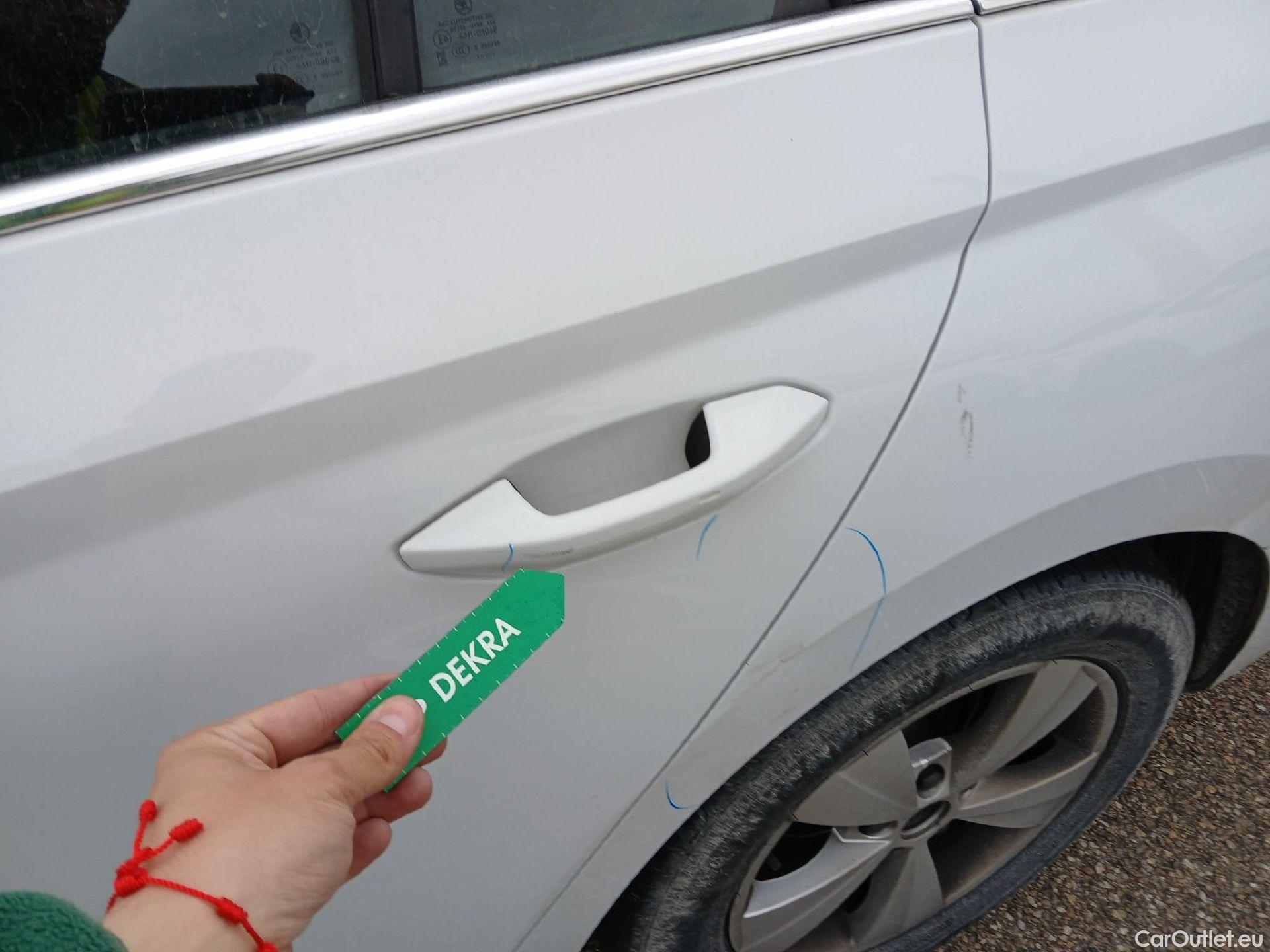  Skoda  Octavia SKODA  / 2020 / 5P / familiar Combi 2.0 TDI 110kW(150CV) DSG Ambition #15