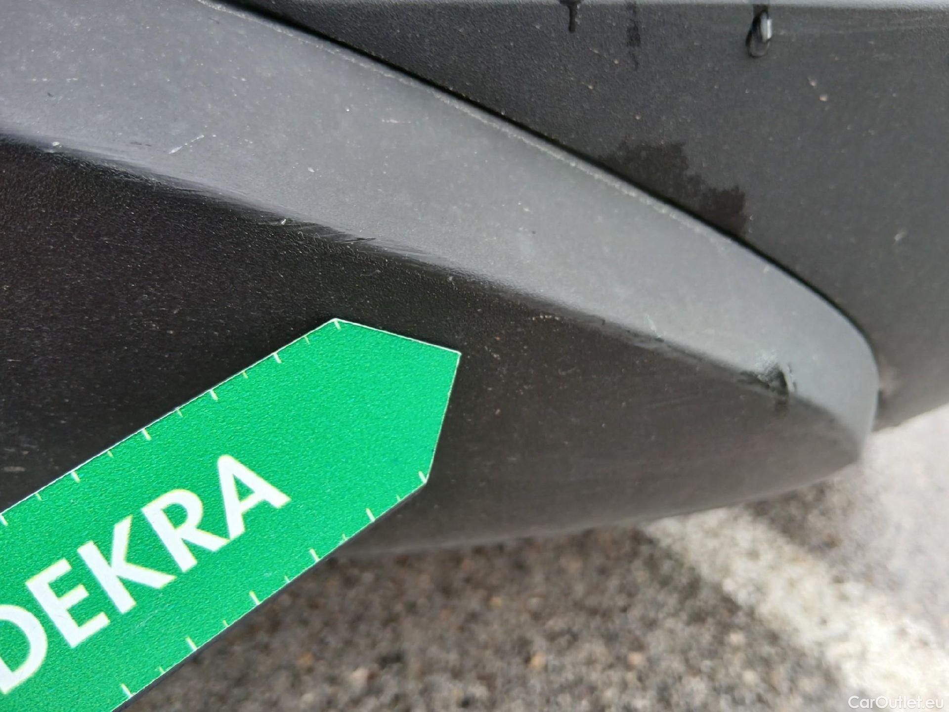  Hyundai  Konna HYUNDAI Kona / 2023 / 5P / todoterreno HEV 1.6GDI 129CV DT Maxx #27