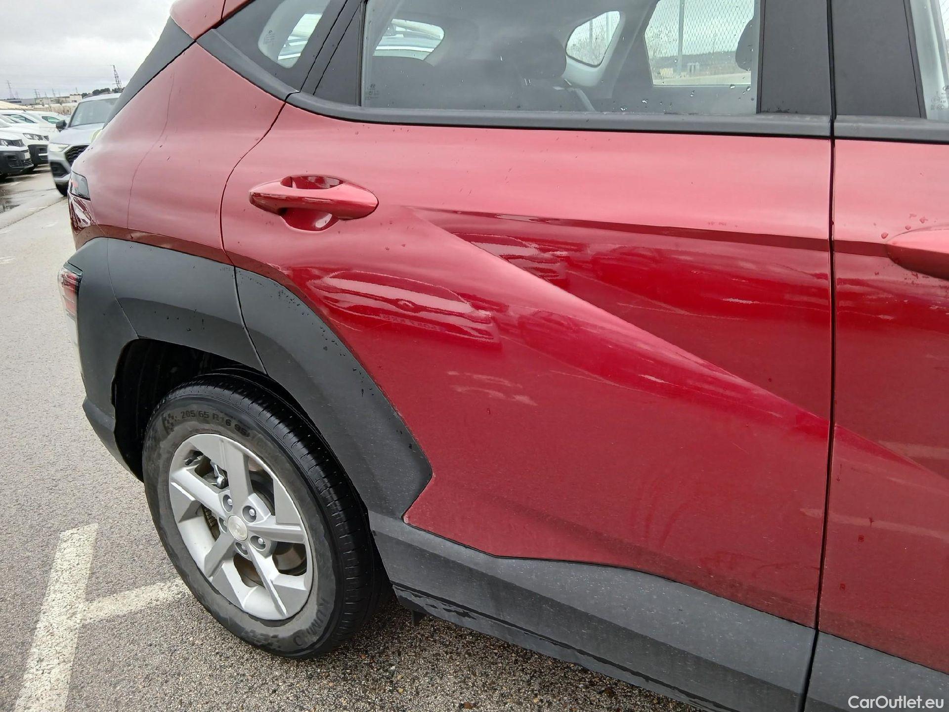  Hyundai  Konna HYUNDAI Kona / 2023 / 5P / todoterreno HEV 1.6GDI 129CV DT Maxx #38