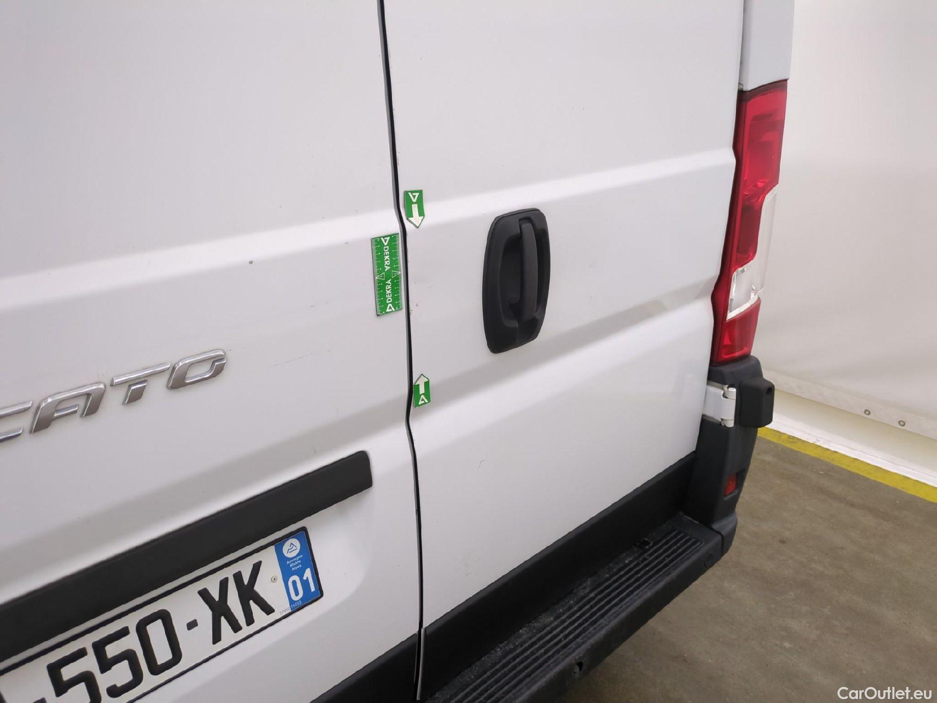  Fiat  Ducato FIAT  / 2014 / 4P / Fourgon tôlé 2.3 Multijet 120 3.0 M H2 Business #35