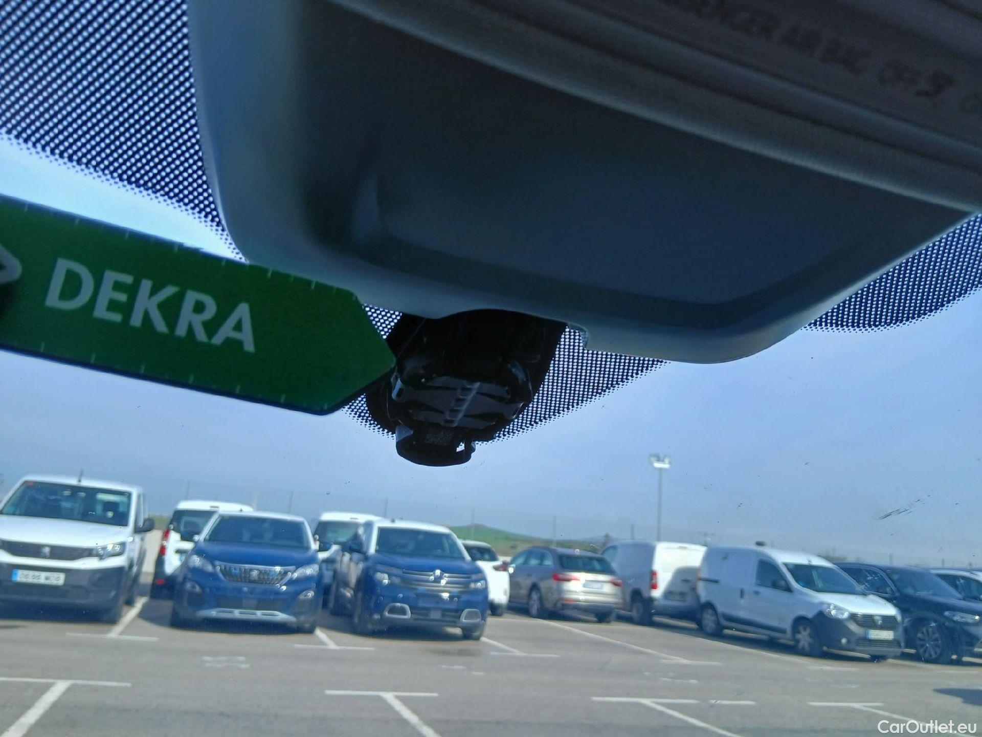  Audi  A1 Sportback AUDI A1 / 2018 / 5P / berlina con portón Sportback Advanced 30 TFSI 81kW (110CV) #1