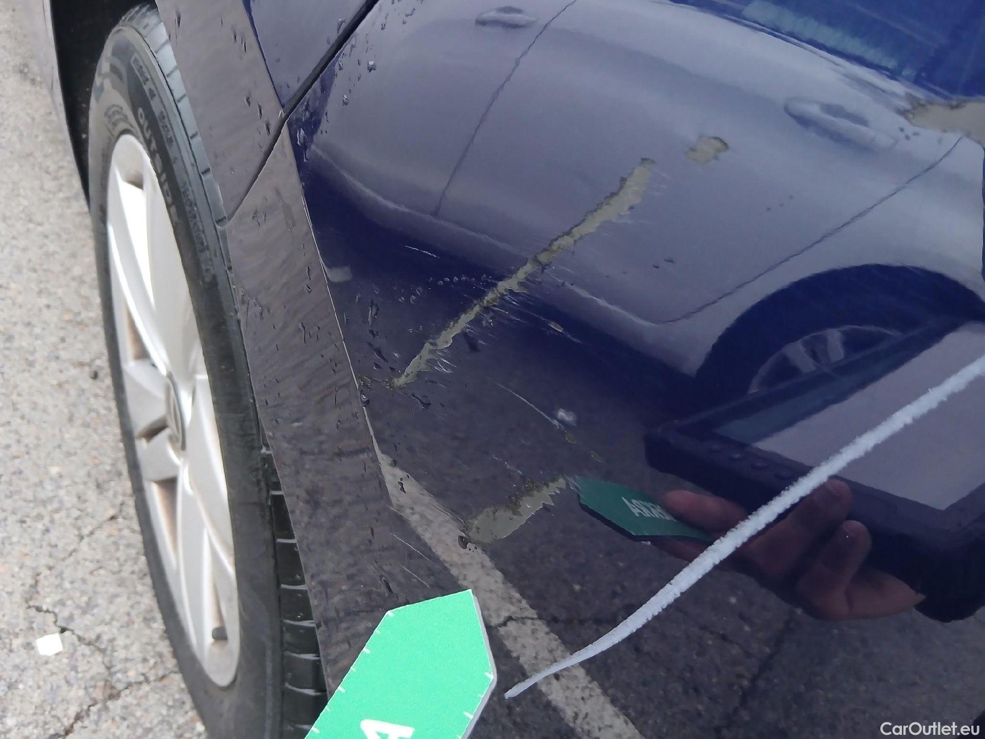  Volkswagen  Golf  VOLKSWAGEN / 2020 / 5P / berlina con portón 2.0 TDI 85kW (115CV) #24