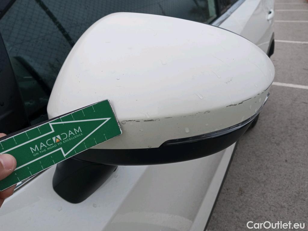  Nissan  Qashqai NISSAN  / 2021 / 5P / todoterreno DIG-T 116kW (158CV) mHEV Xtronic Acenta (AC2) #19