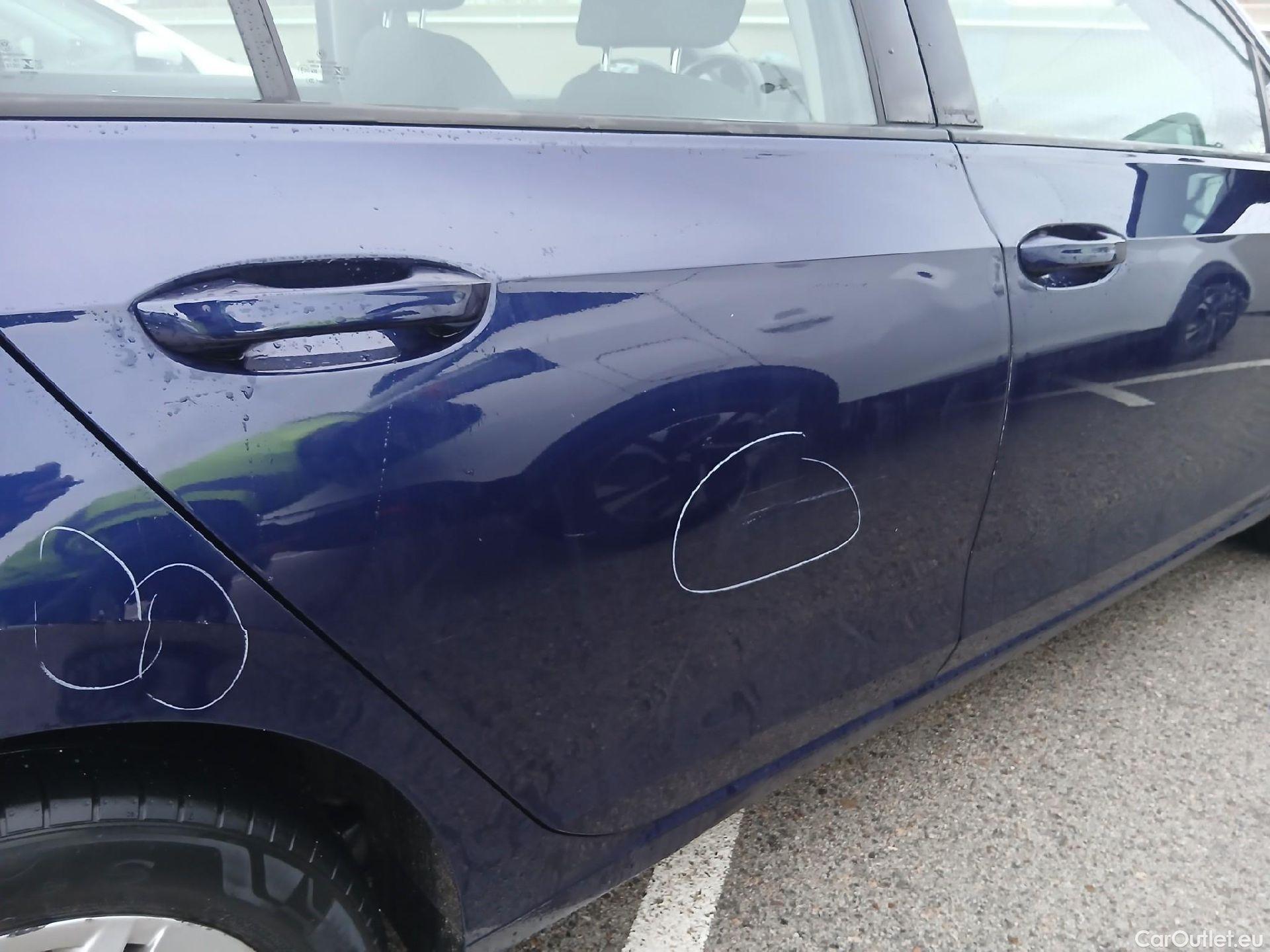  Volkswagen  Golf  VOLKSWAGEN / 2020 / 5P / berlina con portón 2.0 TDI 85kW (115CV) #35