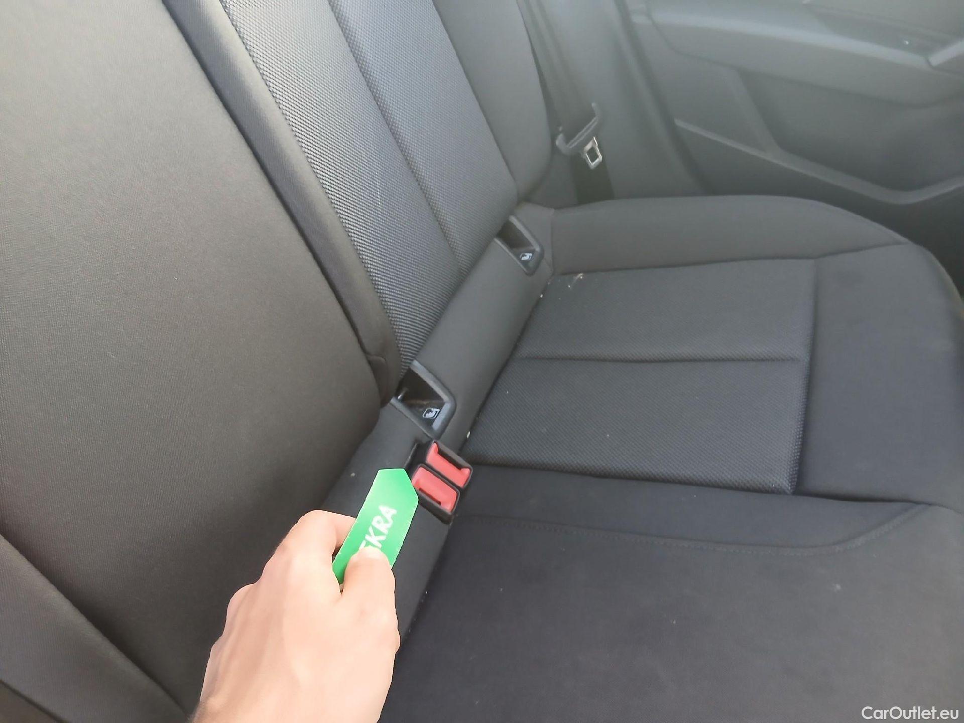  Audi  A3 AUDI  / 2020 / 4P / sedán Sedan Advanced 30 TDI 85kW (116CV) #24