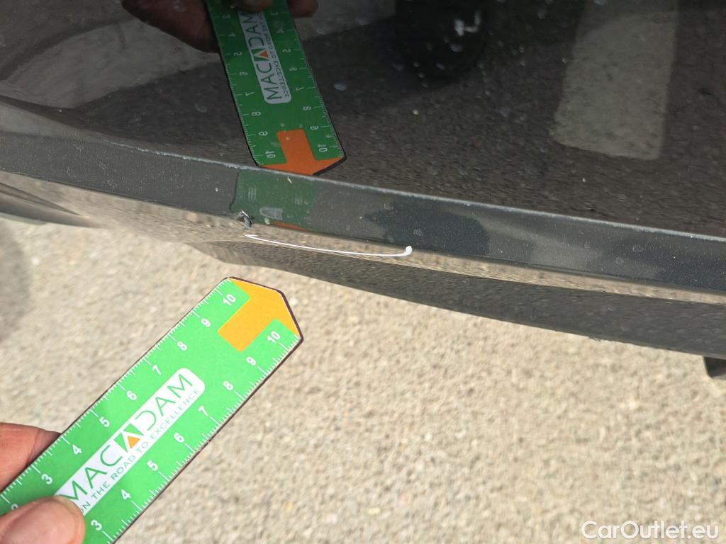  Bmw  Serie 5 BMW  / 2020 / 4P / sedán 520dA #PAQUETE DEPORTIVO M# #13