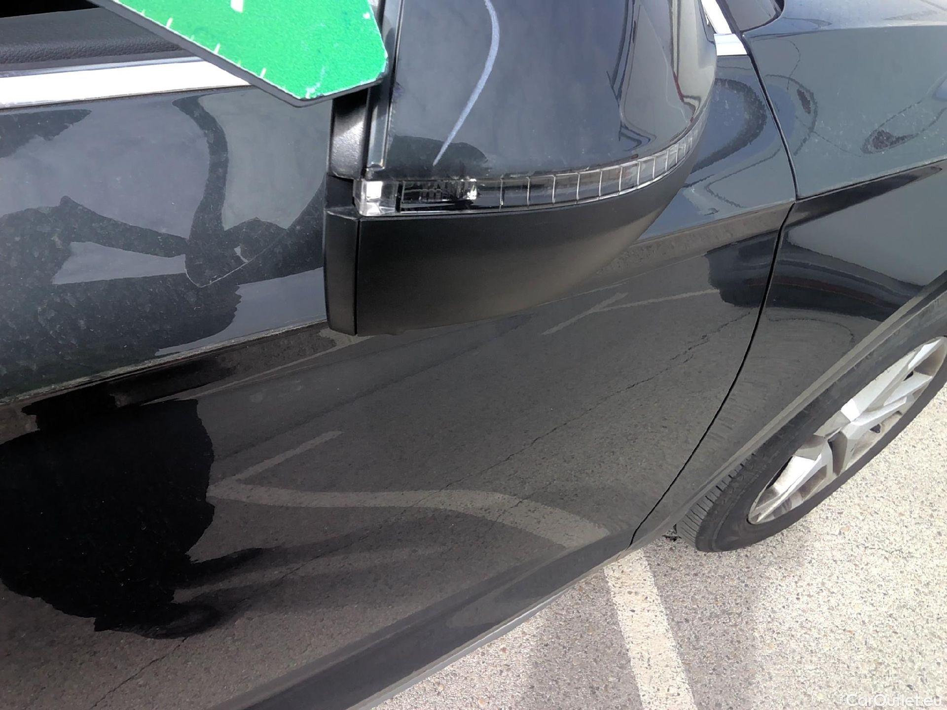  Audi  Q5 AUDI  / 2020 / 5P / todoterreno Advanced 35 TDI 120kW S tronic (AC3) #23