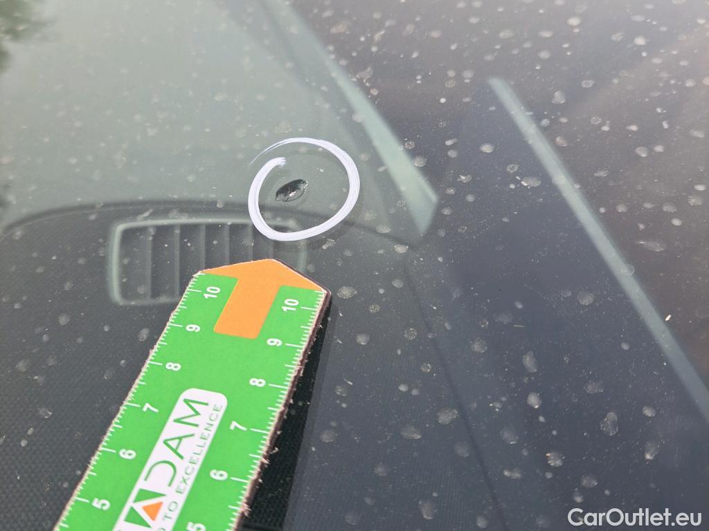  Bmw  Serie 5 BMW  / 2020 / 4P / sedán 520dA #PAQUETE DEPORTIVO M# #2