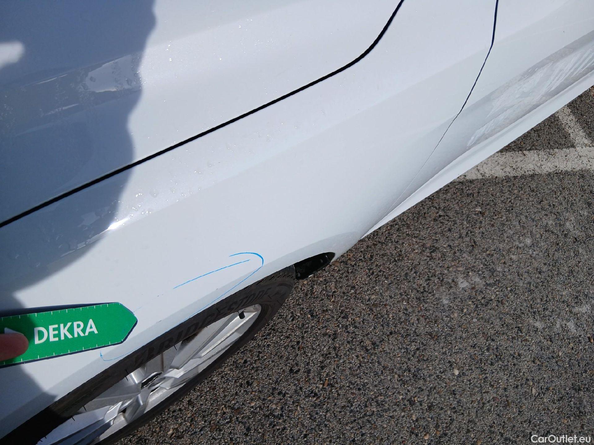  Audi  A1 Sportback AUDI A1 / 2018 / 5P / berlina con portón Sportback Advanced 30 TFSI 81kW (110CV) #14