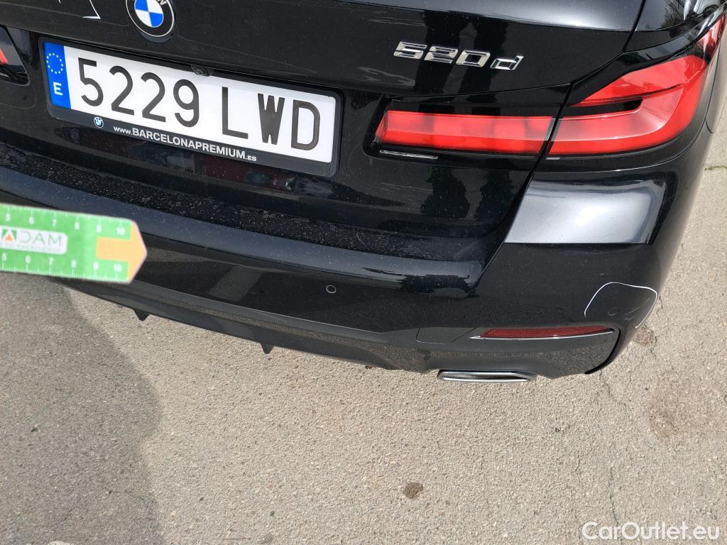  Bmw  Serie 5 BMW  / 2020 / 4P / sedán 520dA #PAQUETE DEPORTIVO M# #17