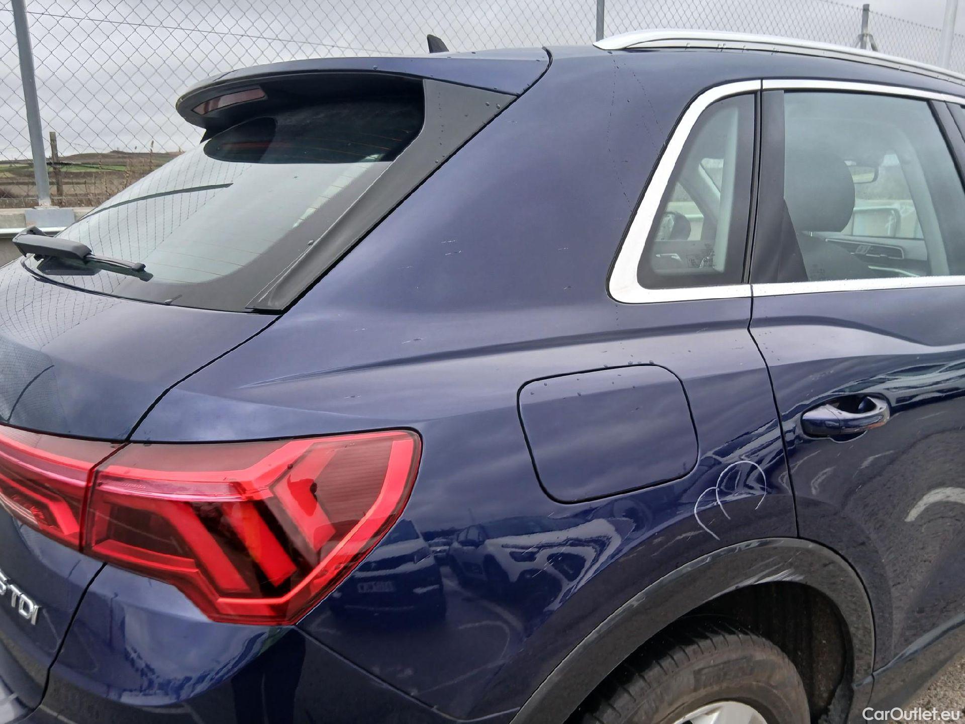  Audi  Q3 AUDI  / 2018 / 5P / todoterreno Advanced 35 TDI 110kW (150CV) #29