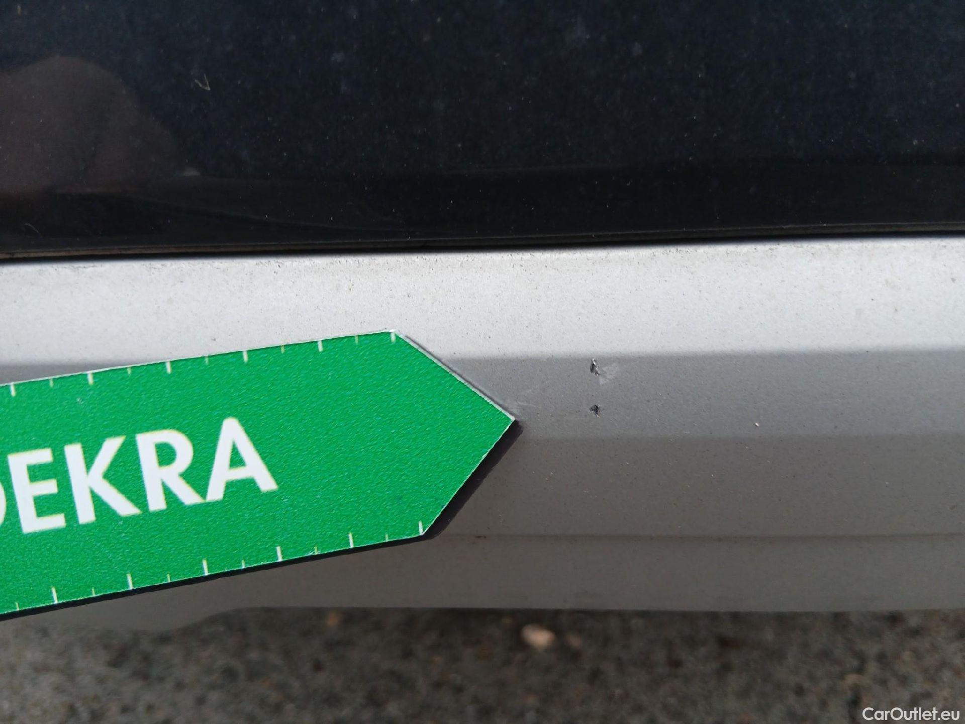  Audi  Q3 AUDI  / 2018 / 5P / todoterreno Advanced 35 TDI 110kW (150CV) #21