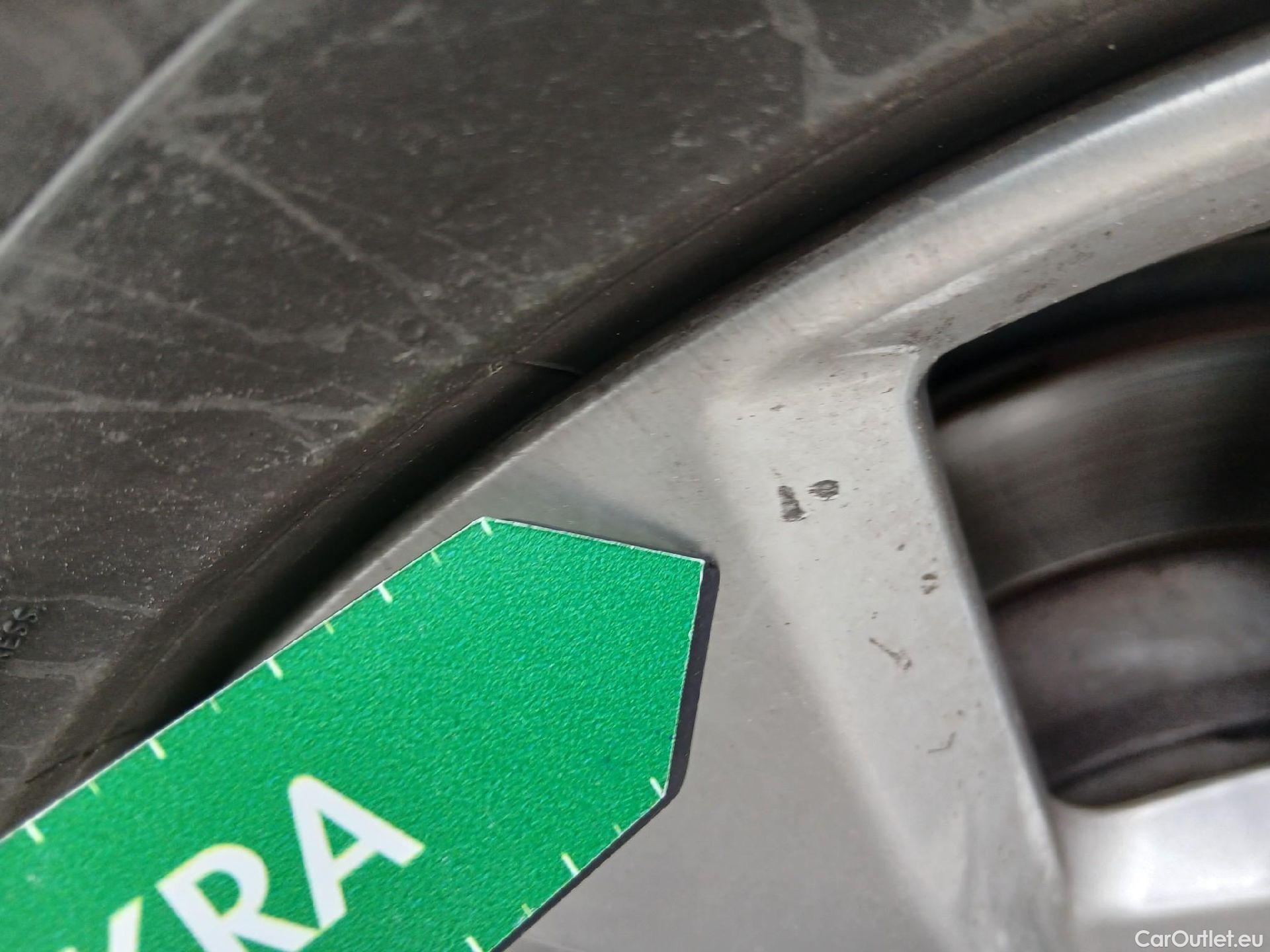  Audi  Q3 AUDI  / 2018 / 5P / todoterreno Advanced 35 TDI 110kW (150CV) #32