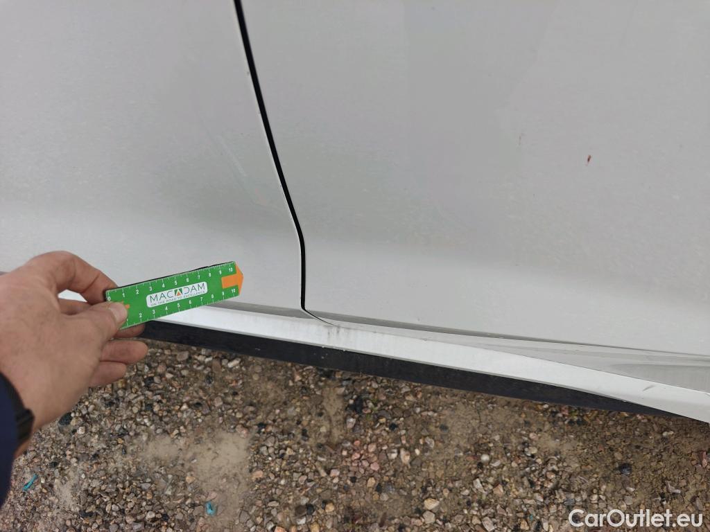  Bmw  X1 BMW  / 2022 / 5P / todoterreno sDrive18d #35