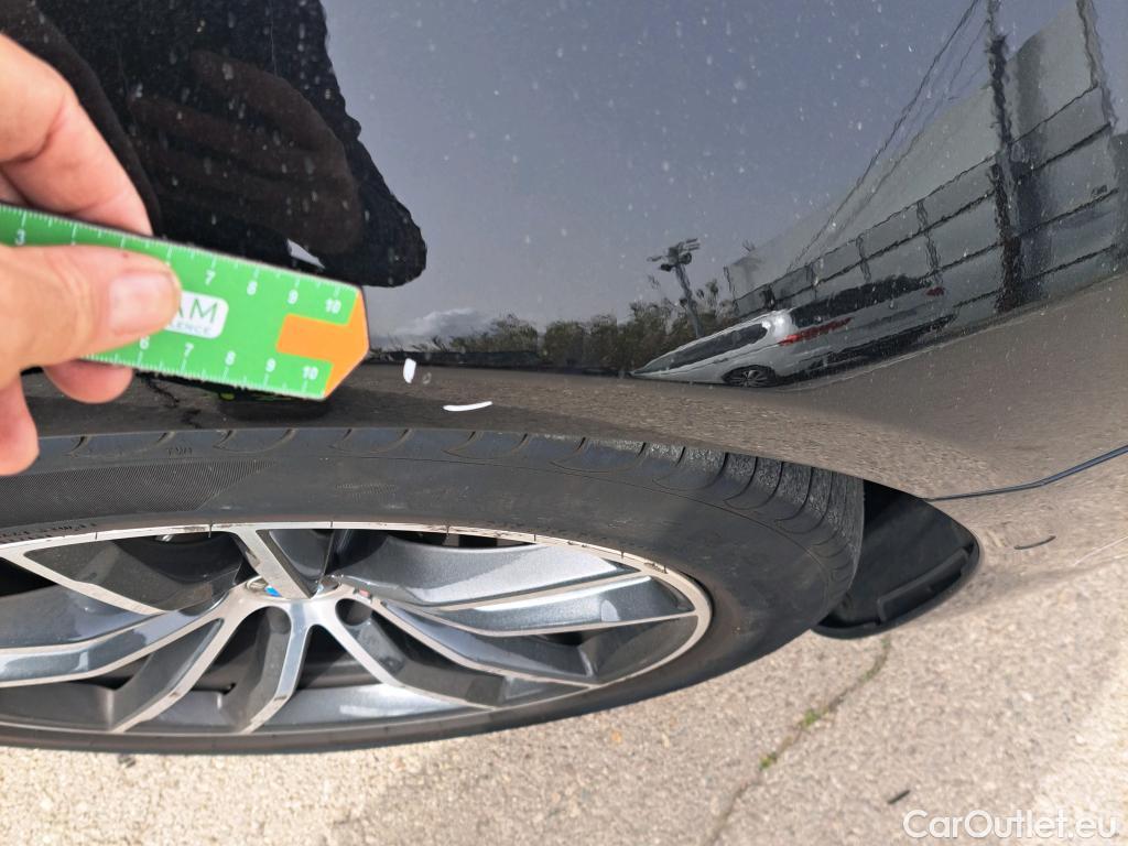  Bmw  Serie 5 BMW  / 2020 / 4P / sedán 520dA #PAQUETE DEPORTIVO M# #11