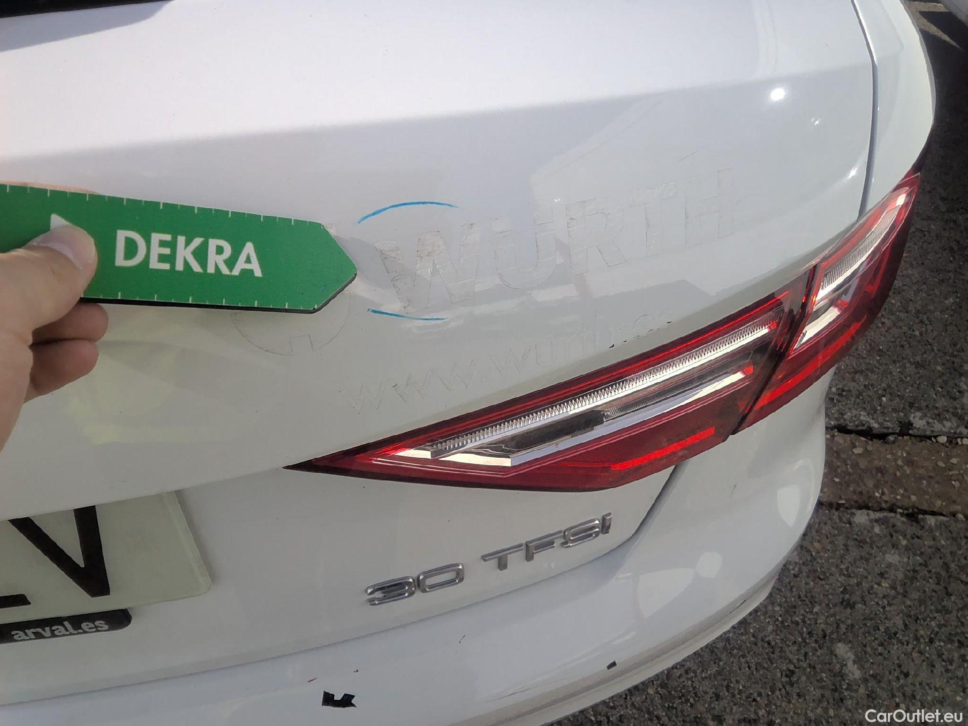  Audi  A1 Sportback AUDI A1 / 2018 / 5P / berlina con portón Sportback Advanced 30 TFSI 81kW (110CV) #20