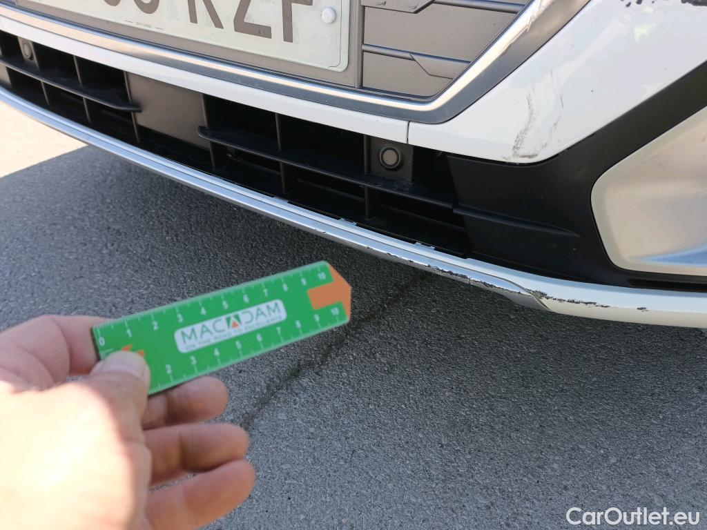  Audi  Q2 AUDI  / 2016 / 5P / todoterreno Sport 30 TFSI 85kW (116CV) (CX) #12