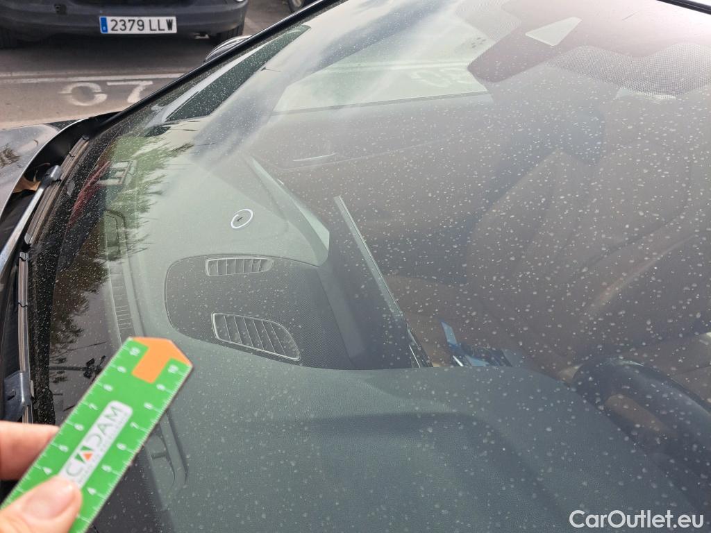  Bmw  Serie 5 BMW  / 2020 / 4P / sedán 520dA #PAQUETE DEPORTIVO M# #1