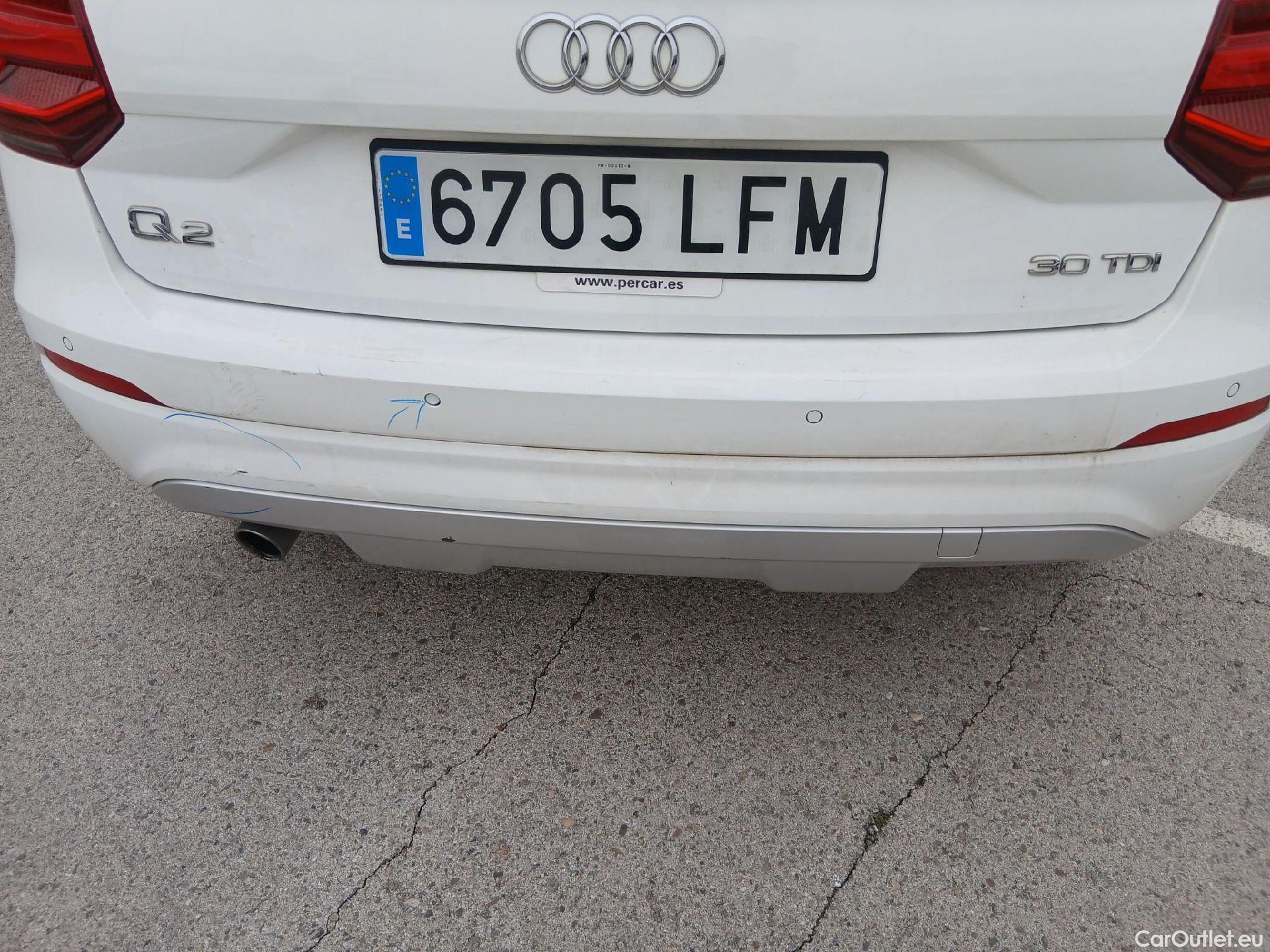  Audi  Q2 AUDI  / 2016 / 5P / todoterreno Sport 30 TDI 85kW (116CV) S tronic #18