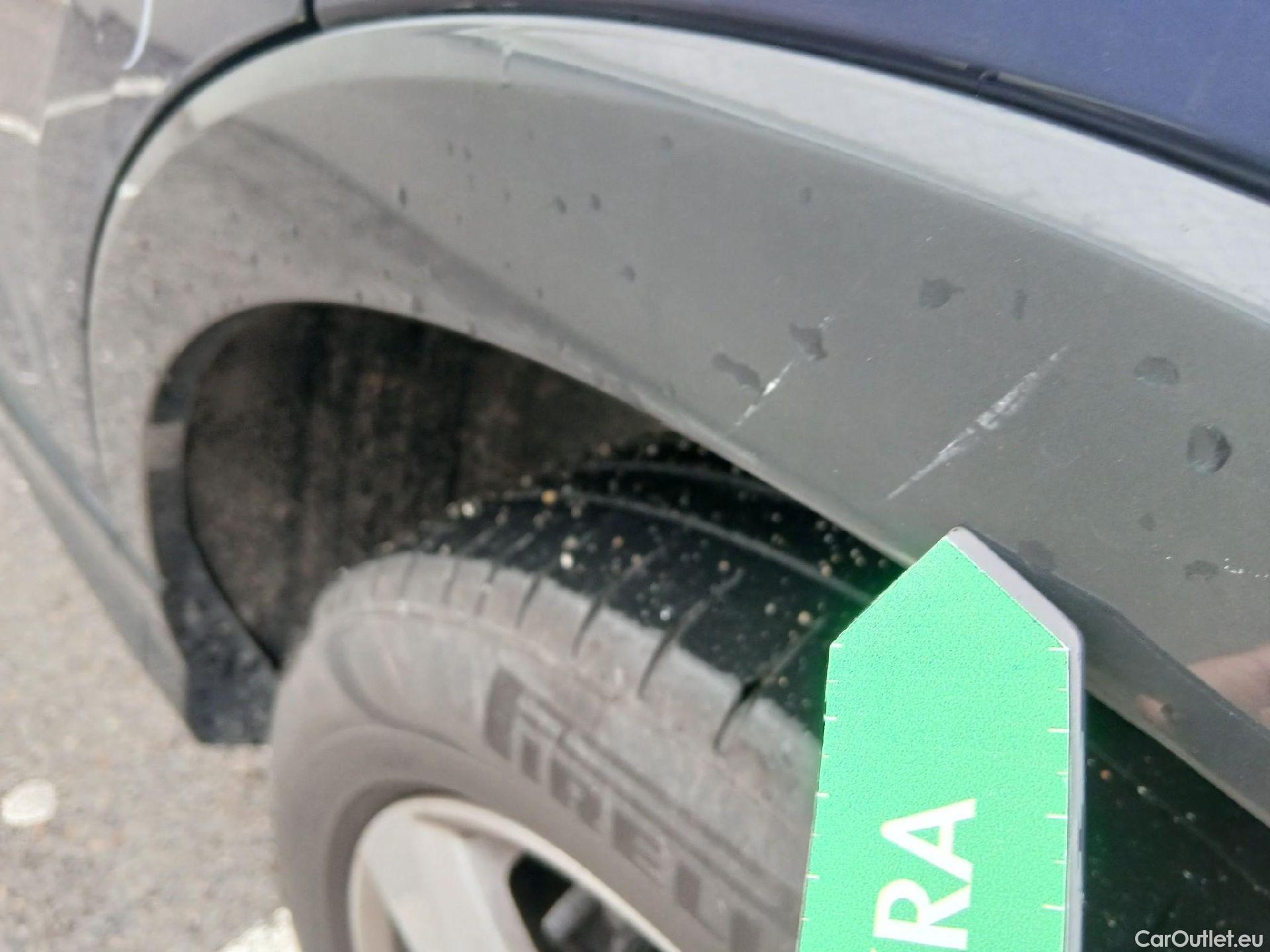  Audi  Q3 AUDI  / 2018 / 5P / todoterreno Advanced 35 TDI 110kW (150CV) #17