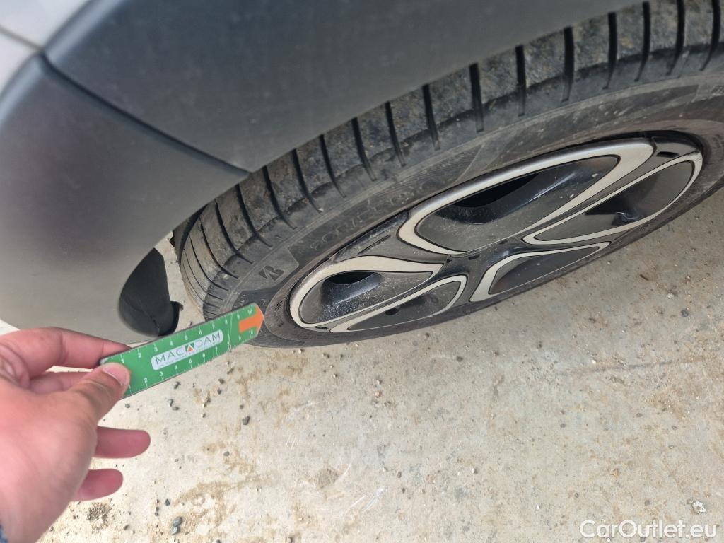  Citroen  C3  Feel 1.5 BlueHDi 100CV MT6 E6d #20