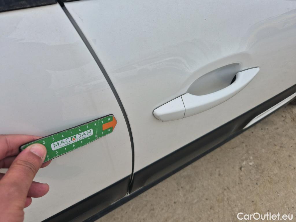  Citroen  C3  Feel 1.5 BlueHDi 100CV MT6 E6d #7