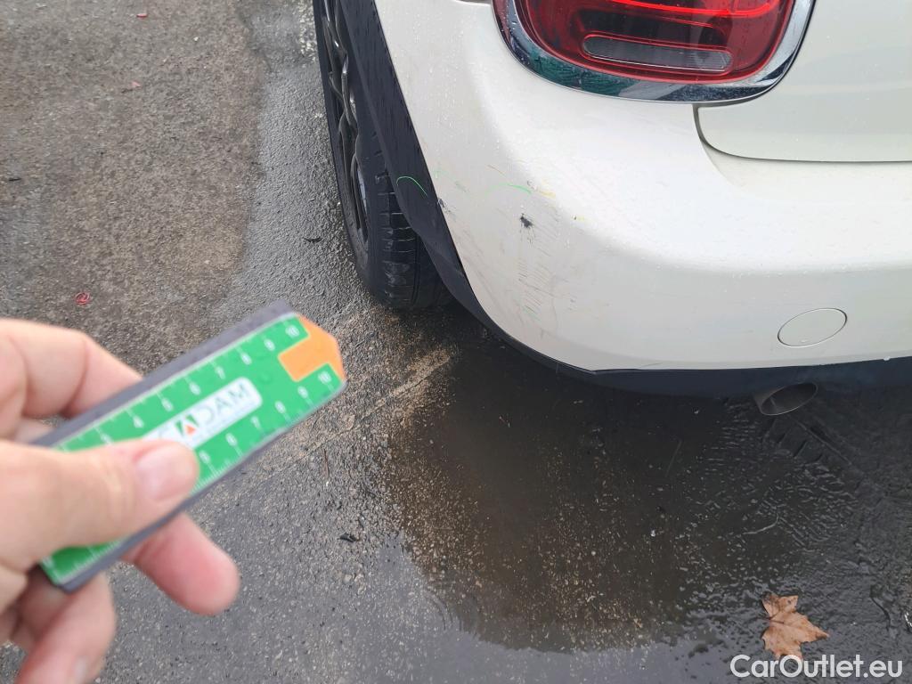  Mini  Cooper MINI MINI / 2014 / 5P / berlina con portón ONE 5 PUERTAS (CX) #35