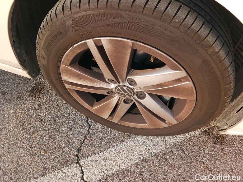  Volkswagen  Golf  VOLKSWAGEN / 2020 / 5P / berlina con portón 2.0 TDI 85kW (115CV) #12