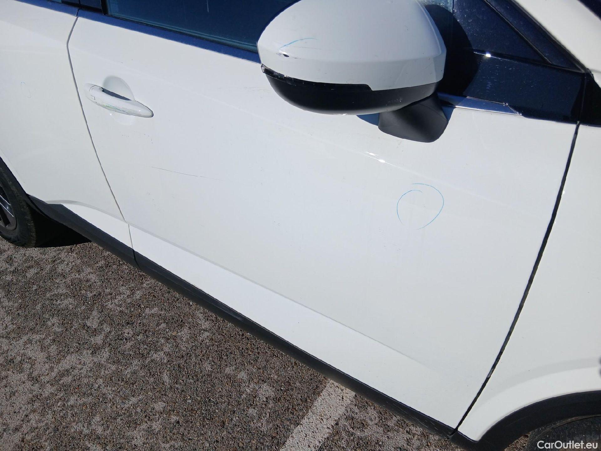  Nissan  Qashqai NISSAN  / 2021 / 5P / todoterreno DIG-T 103kW (140CV) mHEV 4x2 Acenta #34