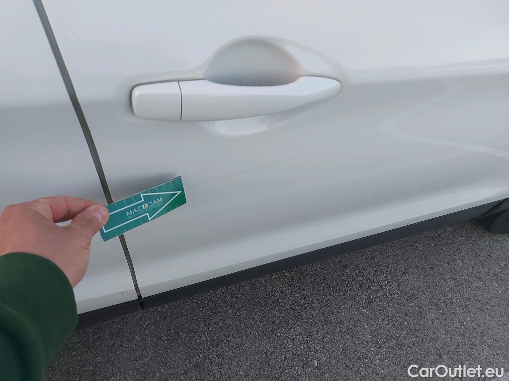  Nissan  Qashqai NISSAN  / 2017 / 5P / todoterreno DIG-T 103 kW (140 CV) E6D ACENTA #4