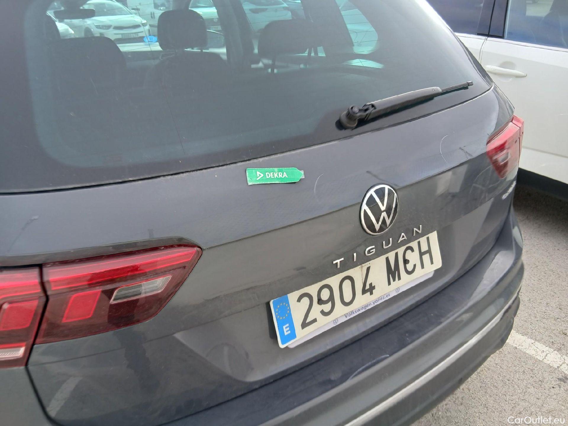  Volkswagen  Tiguan VOLKSWAGEN  / 2020 / 5P / todoterreno Life 1.4 TSI eHybrid 180kW (245CV) DSG #22