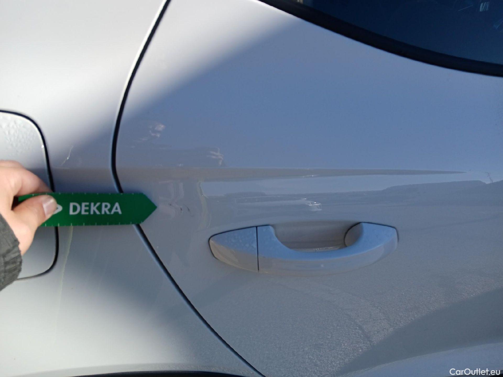  Seat  Arona  Style Special Edition 1.0 TSI 115CV MT6 E6d #14