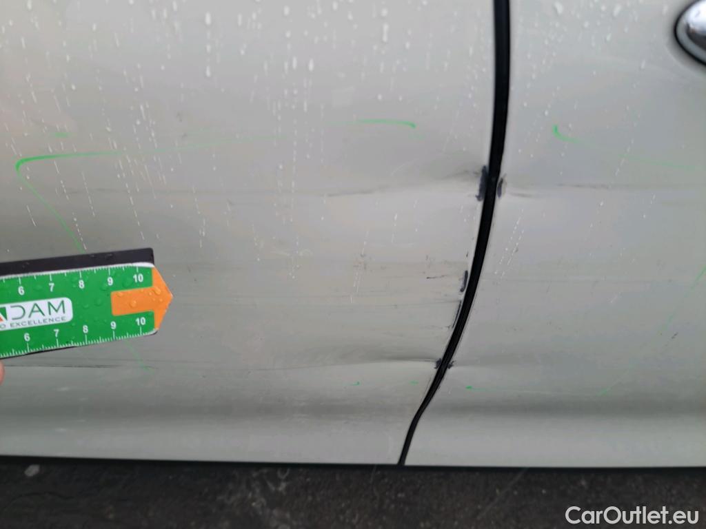  Mini  Cooper MINI MINI / 2014 / 5P / berlina con portón ONE 5 PUERTAS (CX) #10