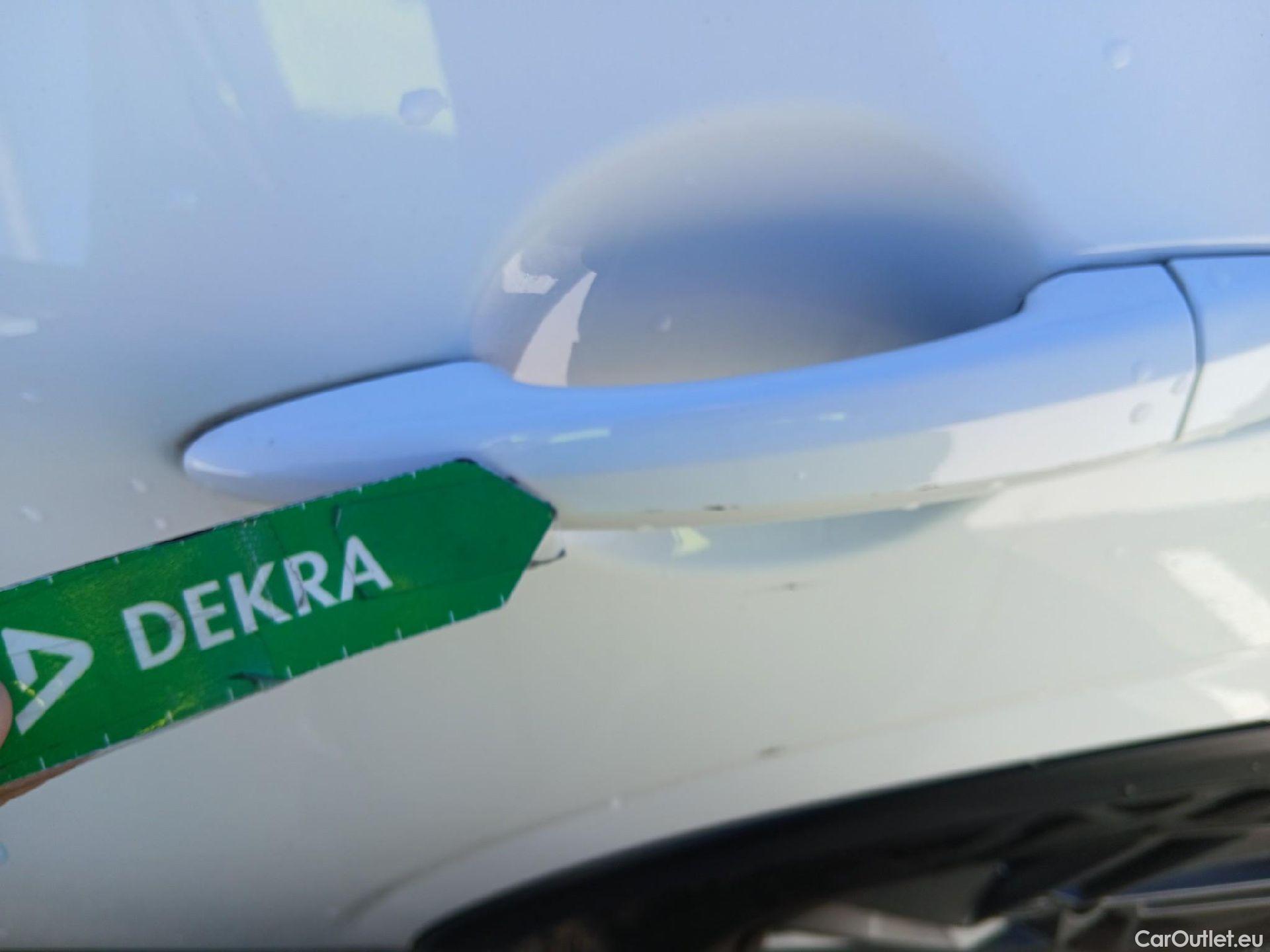  Nissan  Qashqai NISSAN  / 2021 / 5P / todoterreno DIG-T 103kW (140CV) mHEV 4x2 Acenta #14