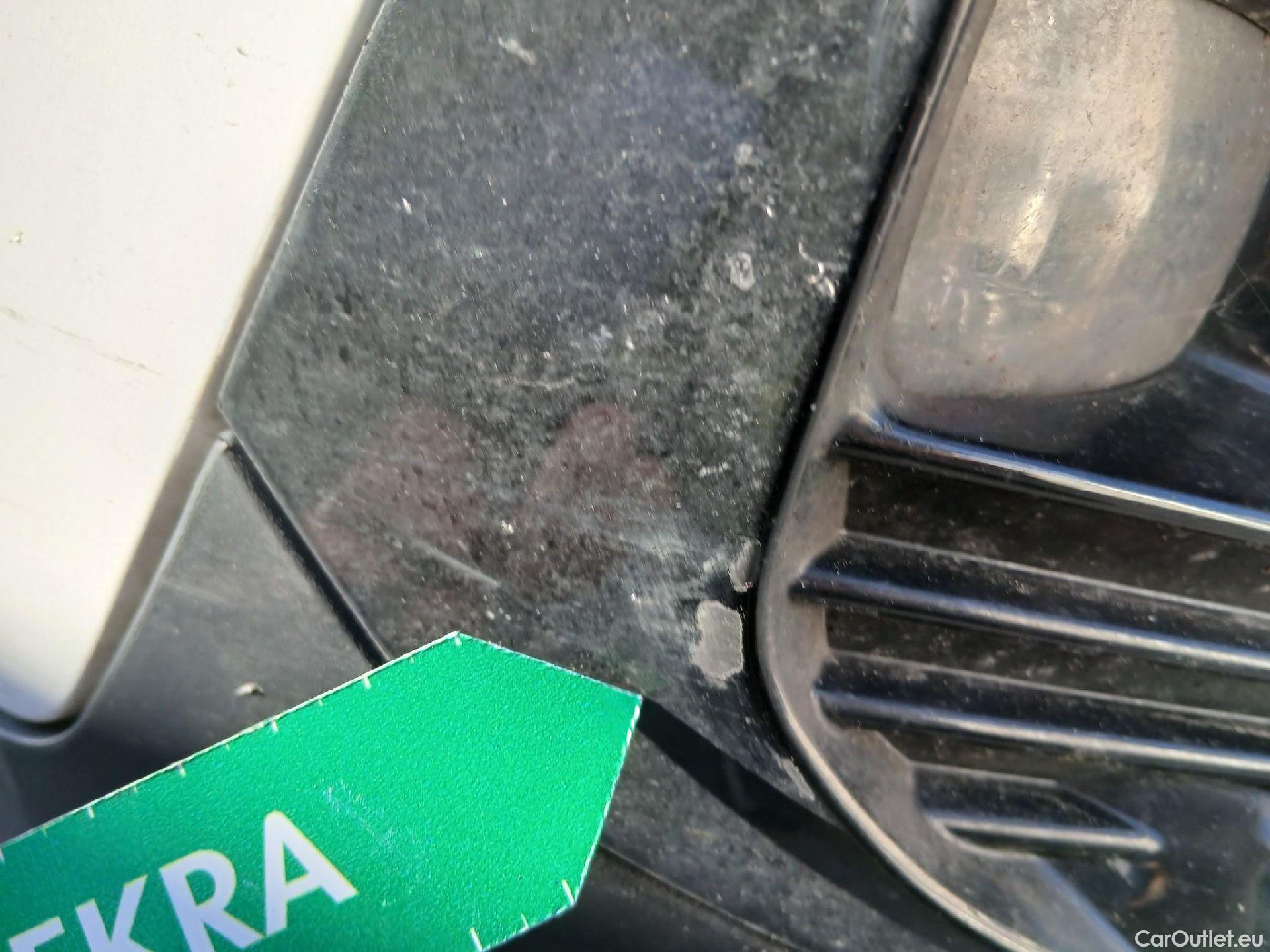  Peugeot  2008 PEUGEOT  / 2019 / 5P / todoterreno Active BlueHDI 81kW (110CV) #6