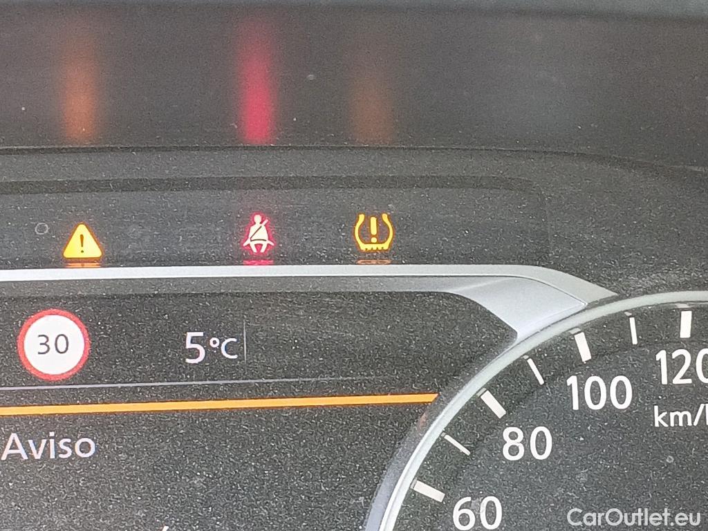  Nissan  Qashqai NISSAN  / 2021 / 5P / todoterreno DIG-T 103kW (140CV) mHEV 4x2 Acenta #26