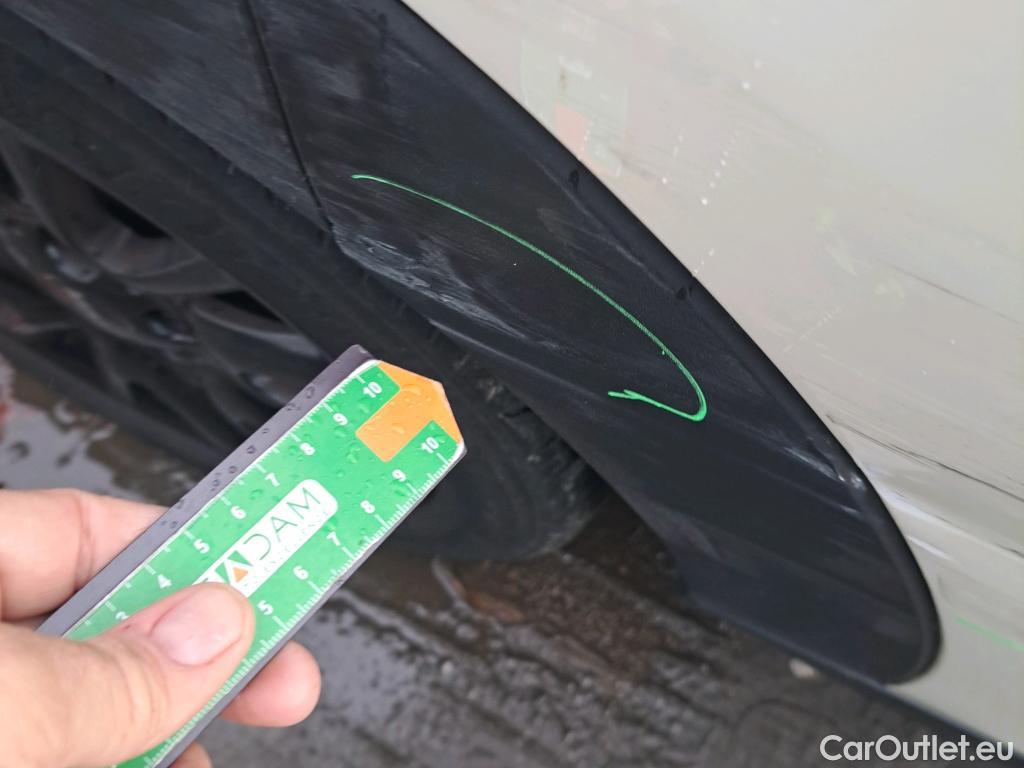  Mini  Cooper MINI MINI / 2014 / 5P / berlina con portón ONE 5 PUERTAS (CX) #34