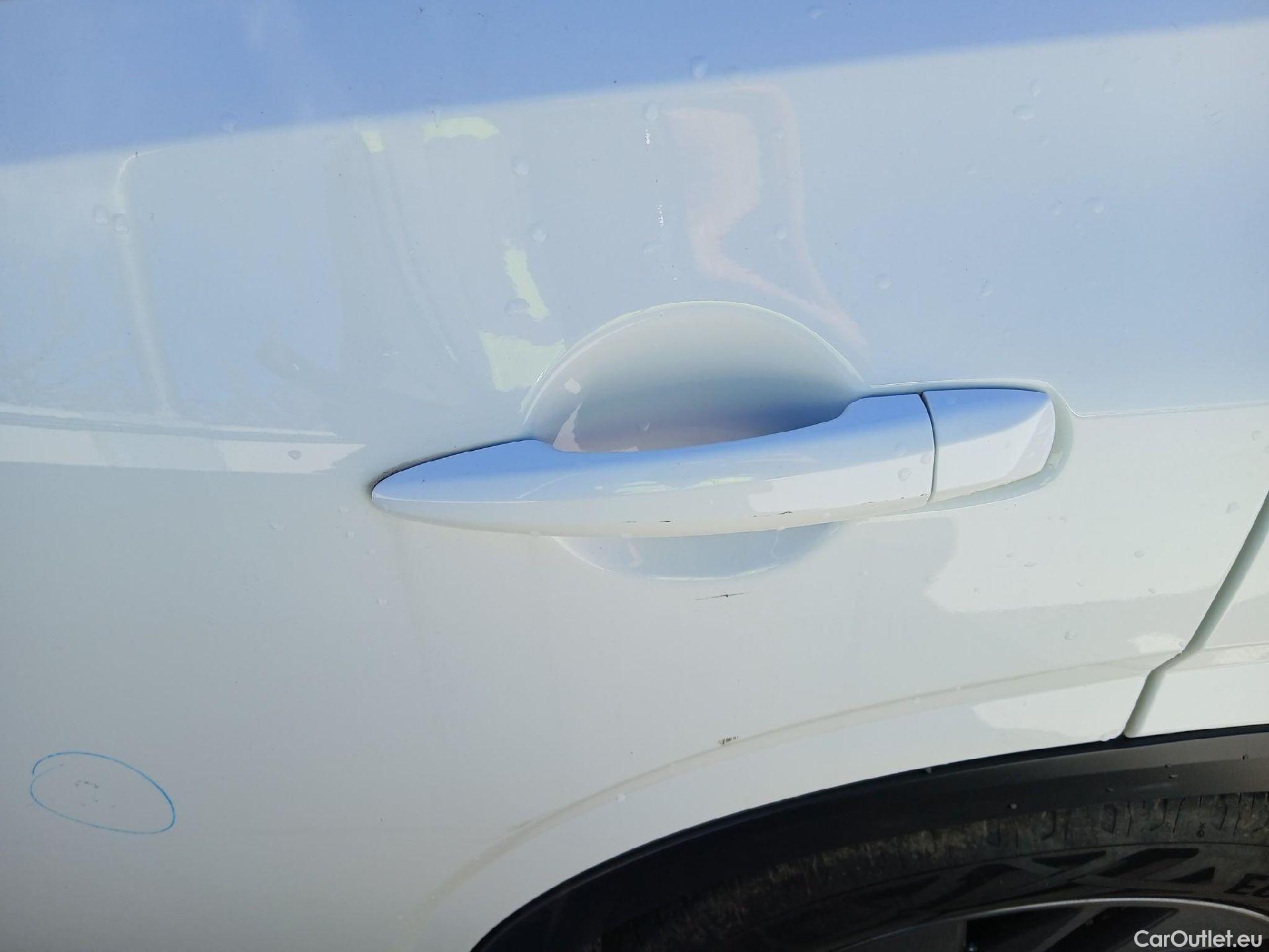  Nissan  Qashqai NISSAN  / 2021 / 5P / todoterreno DIG-T 103kW (140CV) mHEV 4x2 Acenta #13