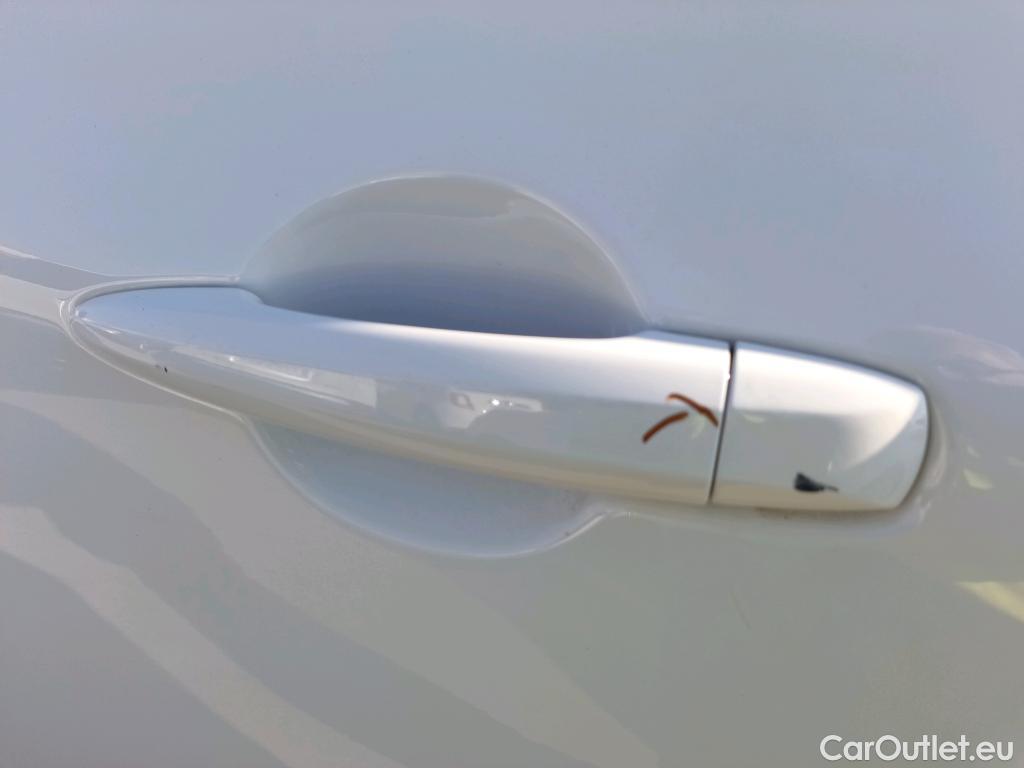  Nissan  Qashqai NISSAN  / 2021 / 5P / todoterreno DIG-T 103kW (140CV) mHEV 4x2 Acenta #20