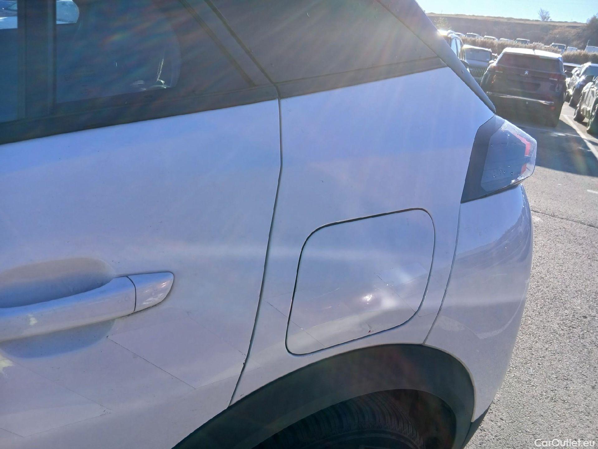  Peugeot  2008 PEUGEOT  / 2019 / 5P / todoterreno Active BlueHDI 81kW (110CV) #14