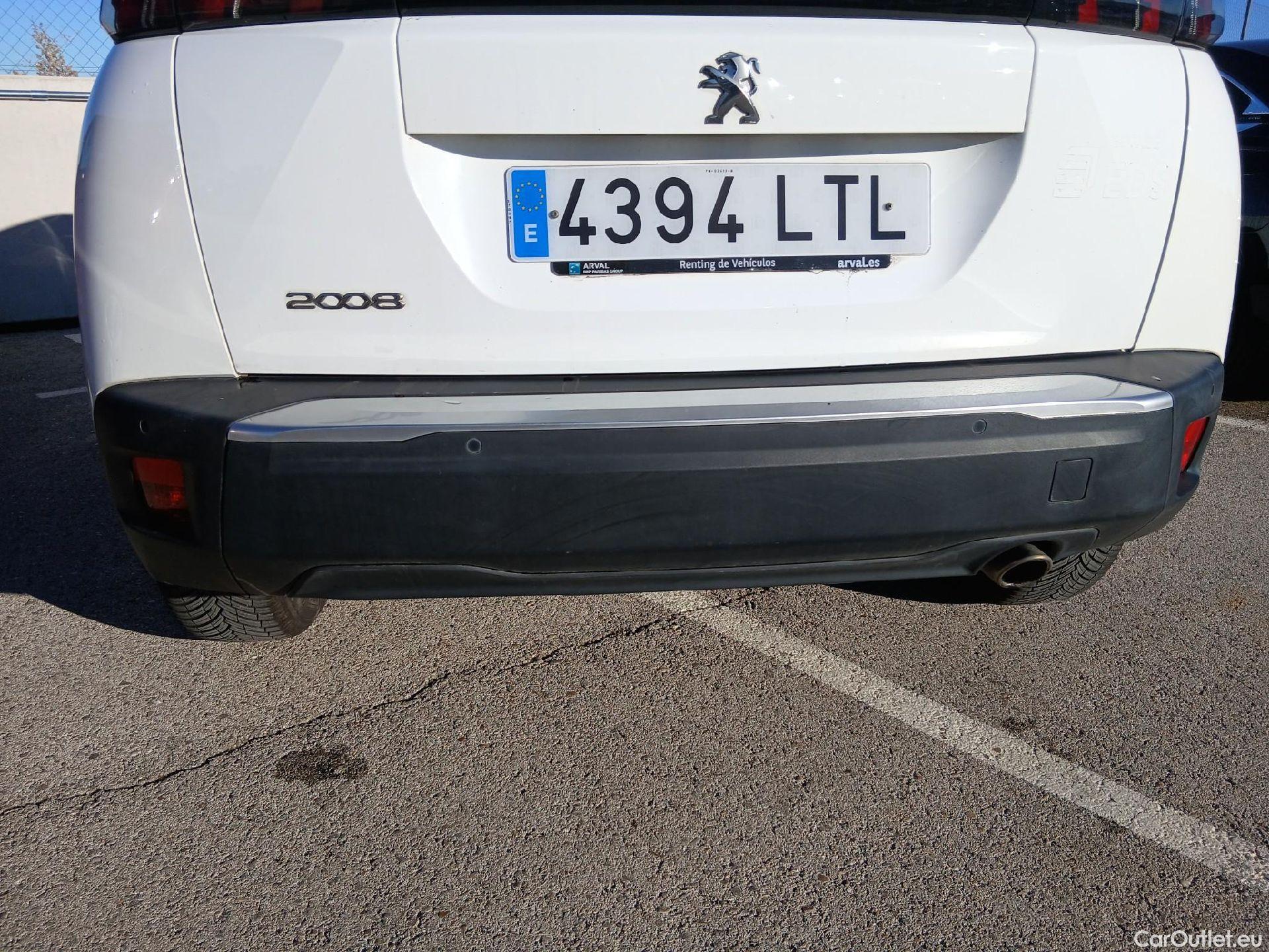  Peugeot  2008 PEUGEOT  / 2019 / 5P / todoterreno Active BlueHDI 81kW (110CV) #18